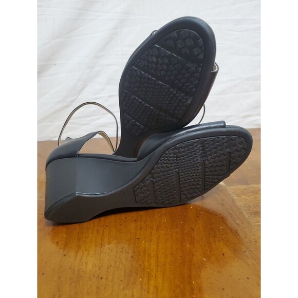 Cole Haan Grand 360 Black Leather Wedge Sandal Size 8.5 Barely Worn - Picture 6 of 6